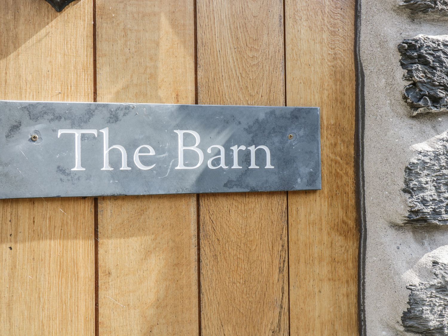 The Barn, Corwen, Denbighshire, North Wales. Barn conversion. Families. Open-plan. Hot tub. Barbecue