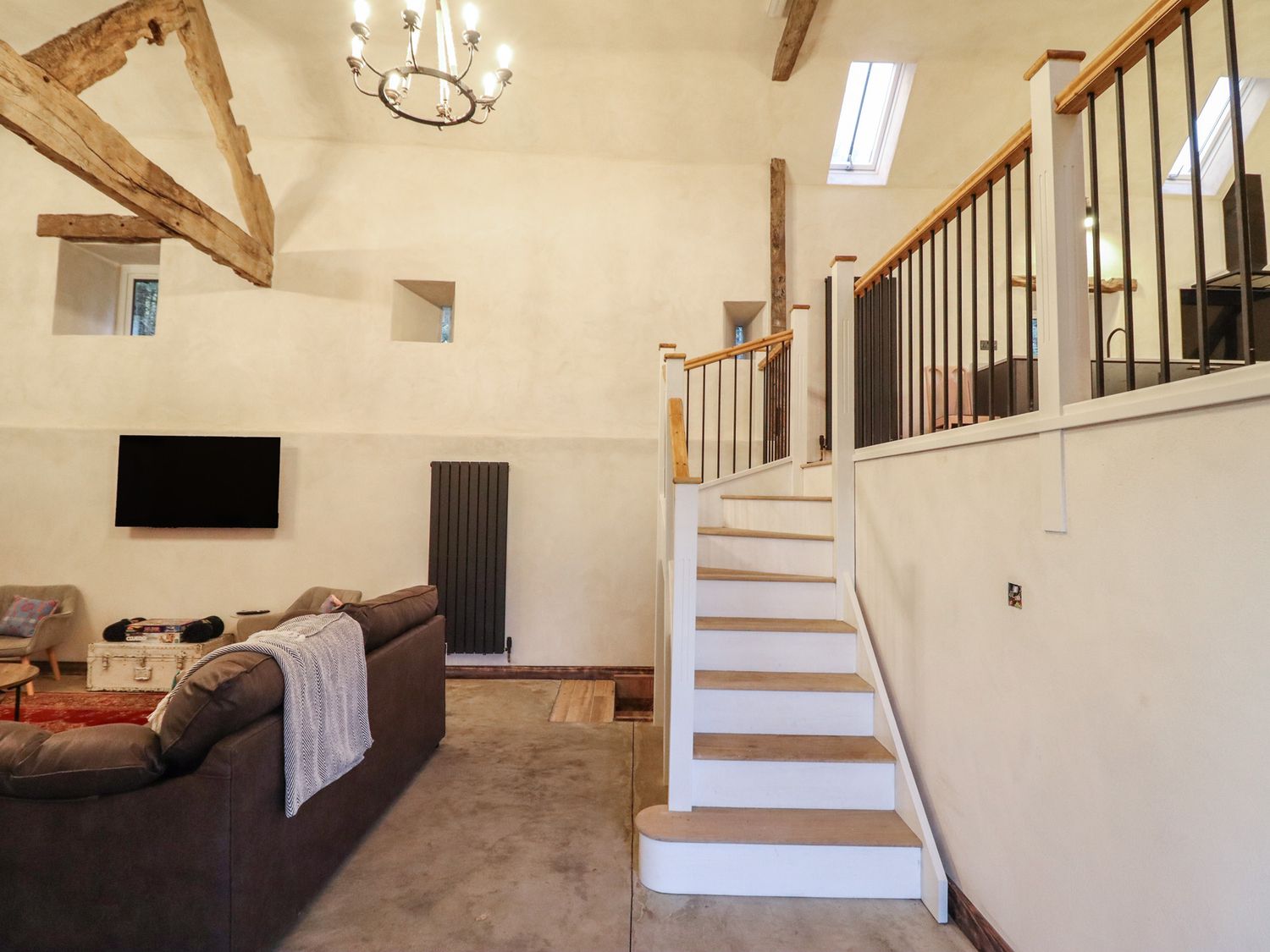 Godre'r Gyrn, Plas Moelfre Hall Barns, Llansilin