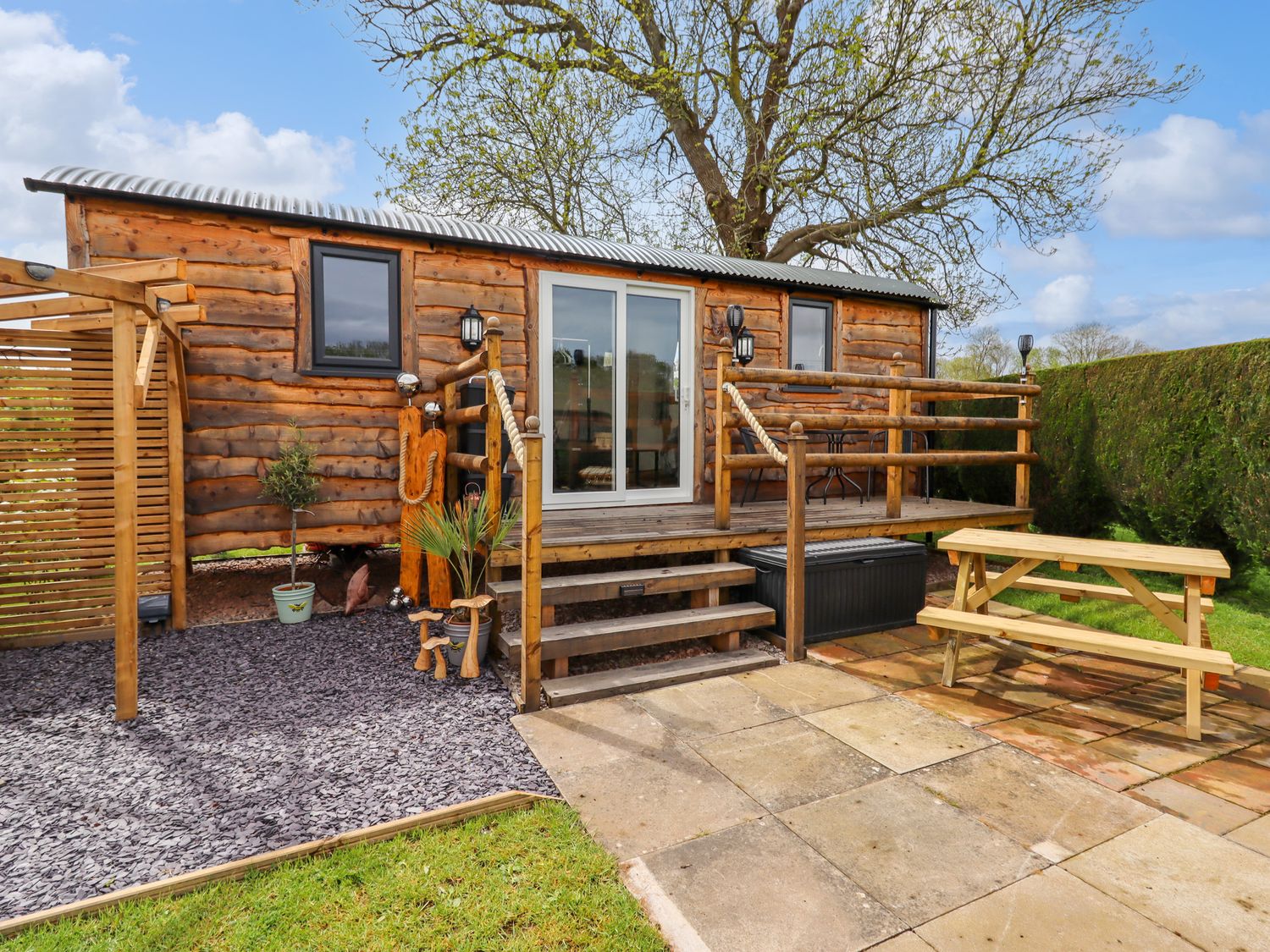 Moel Y Parc in Bryniau Clwyd, near Denbigh, in Denbighshire. Contemporary. Stylish. Rustic. Romantic