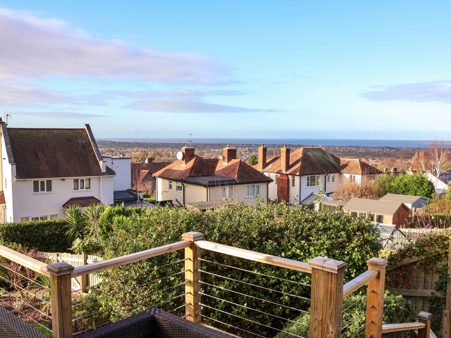 Awel Y Mor, Prestatyn, Denbighshire, Wales. Smart TV. Electric fire. Sea views. Games console. WiFi.