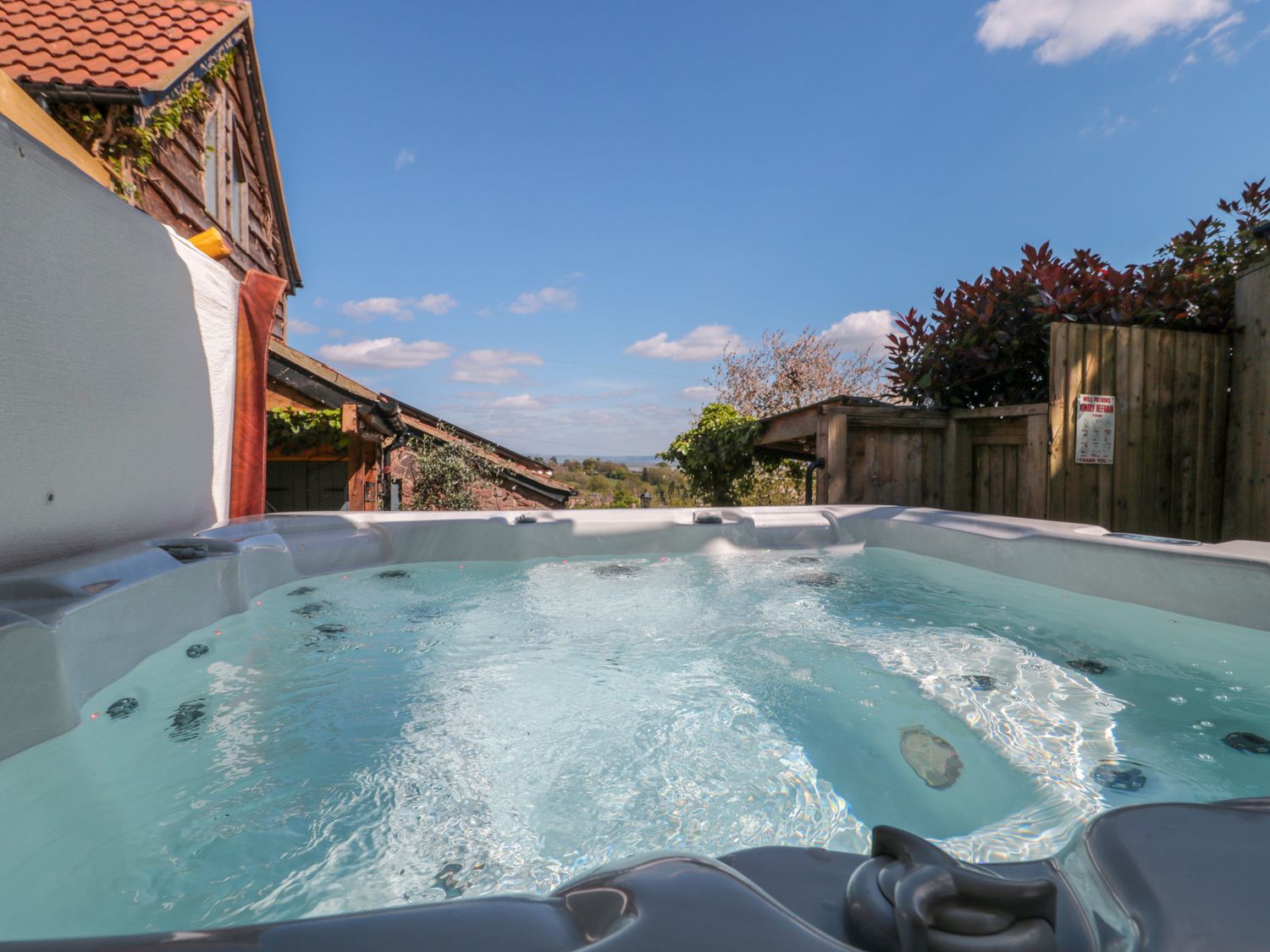 The Orch is located in, Blakeney, Gloucestershire. Hot tub. Pet-friendly. Close to amenities. Garden