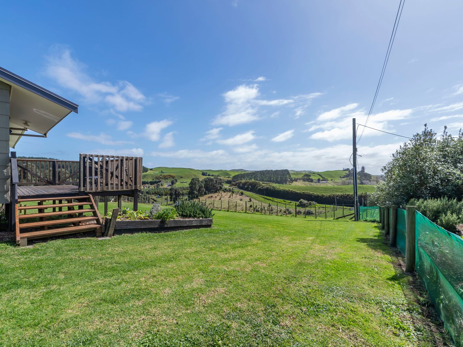 Rolling Hills Retreat - Otaua Holiday Home                     photo 23