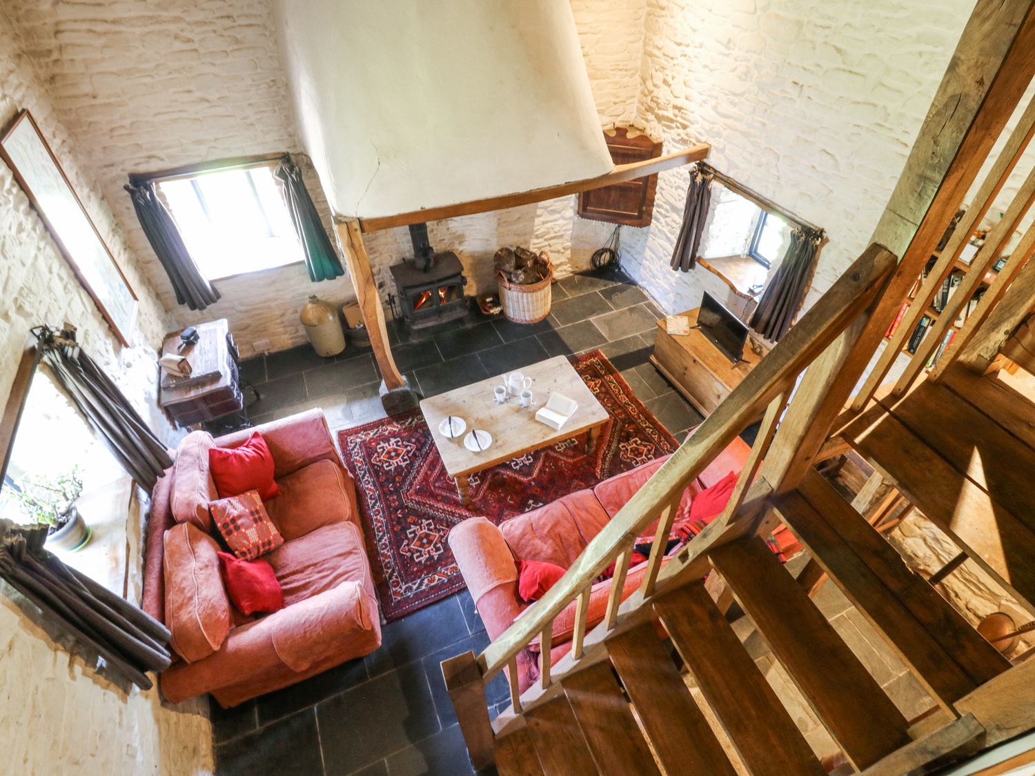 Cottage, Llanybydder