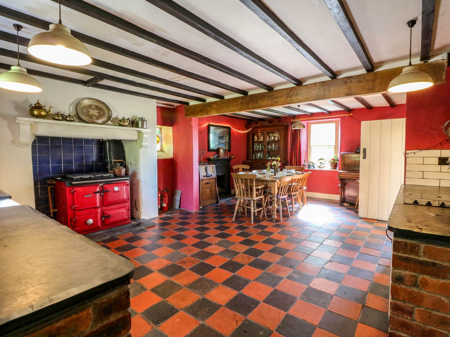 Victorian Farmhouse, Llanybydder