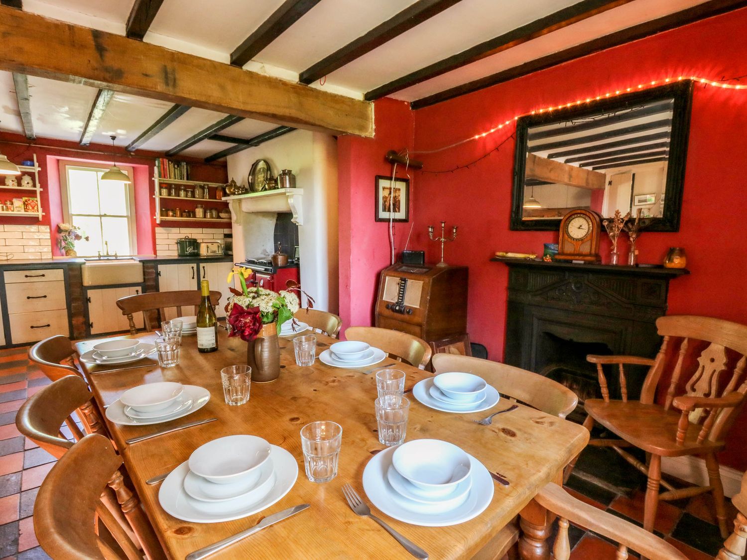 Victorian Farmhouse, Llanybydder