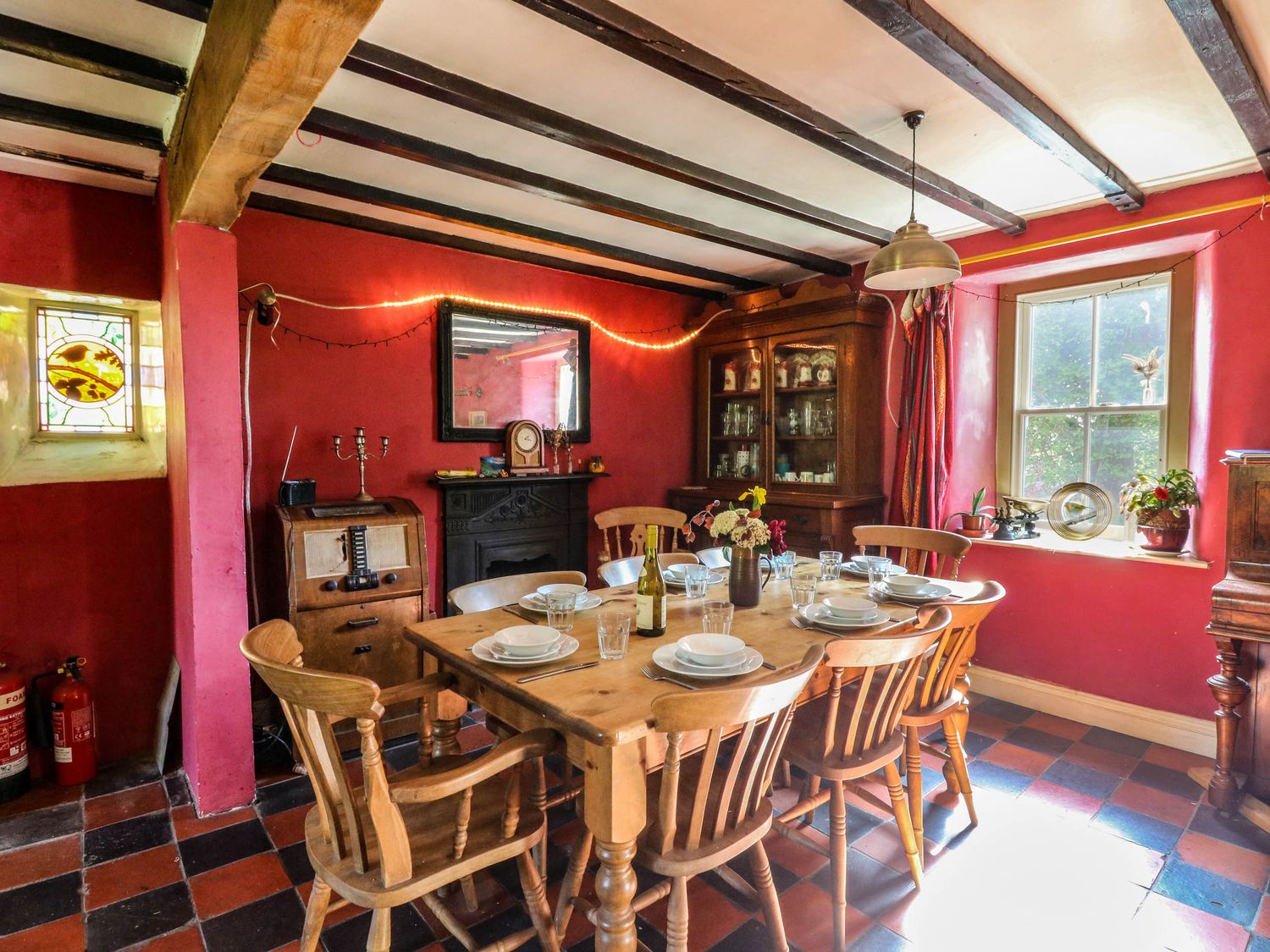 Victorian Farmhouse, Llanybydder