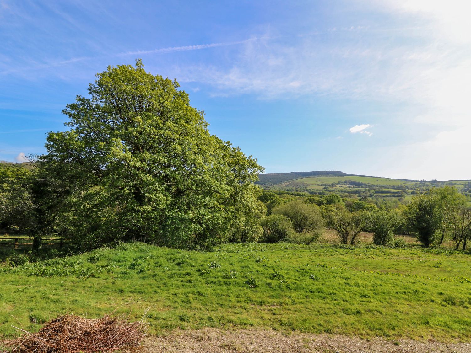 Victorian Farmhouse, Llanybydder