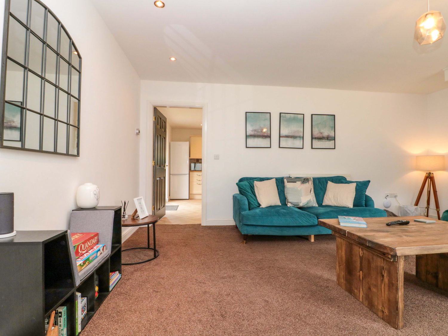 Kittiwake Flamborough, East Riding of Yorkshire. Close to amenities and a beach. Pet-friendly.