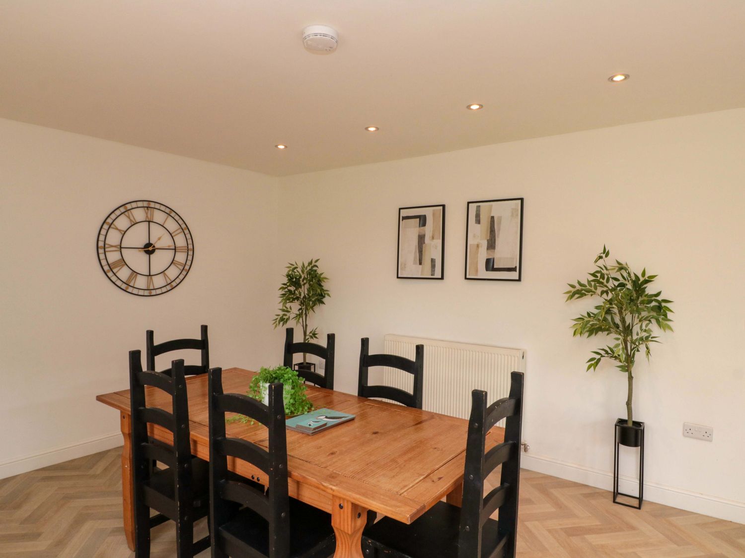 Kittiwake Flamborough, East Riding of Yorkshire. Close to amenities and a beach. Pet-friendly.
