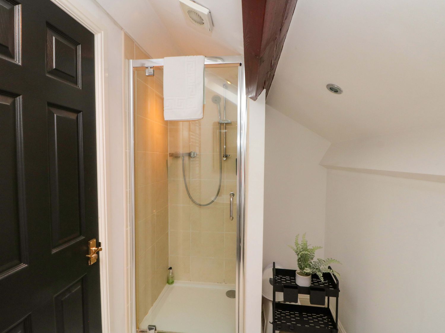 Kittiwake Flamborough, East Riding of Yorkshire. Close to amenities and a beach. Pet-friendly.