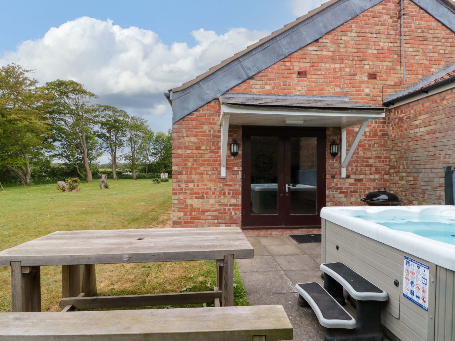 Kittiwake Flamborough, East Riding of Yorkshire. Close to amenities and a beach. Pet-friendly.