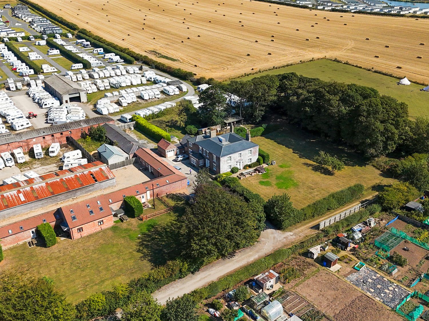 Kittiwake Flamborough, East Riding of Yorkshire. Close to amenities and a beach. Pet-friendly.