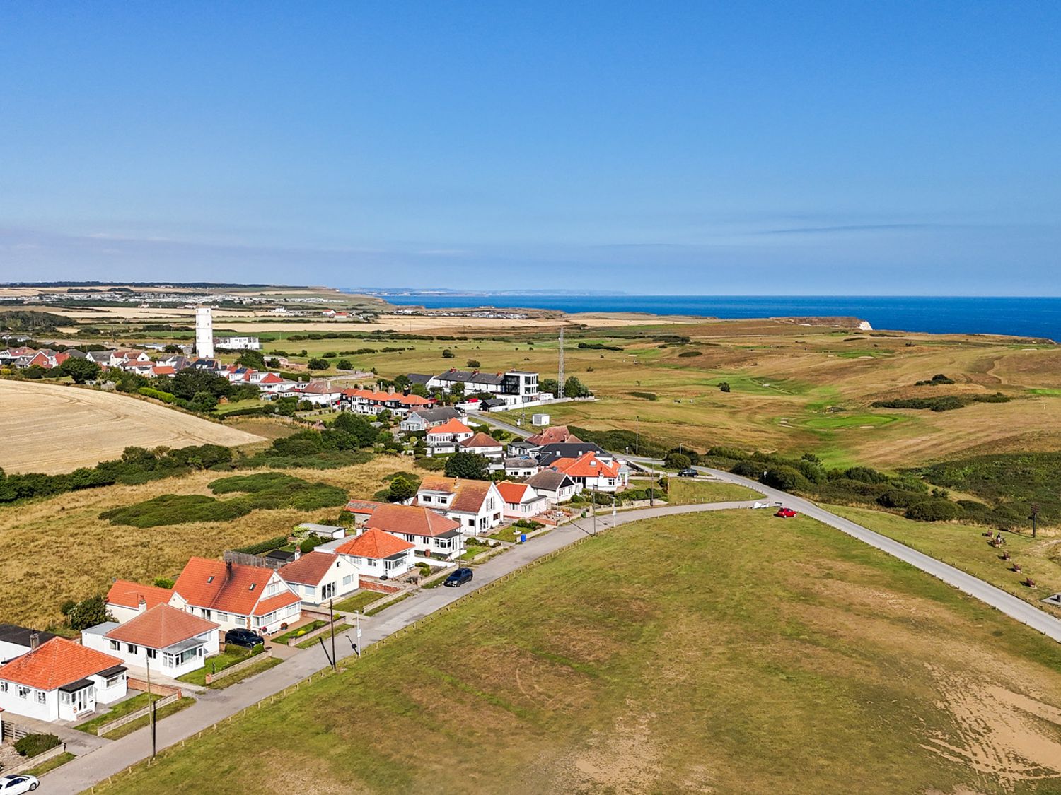 Kittiwake Flamborough, East Riding of Yorkshire. Close to amenities and a beach. Pet-friendly.
