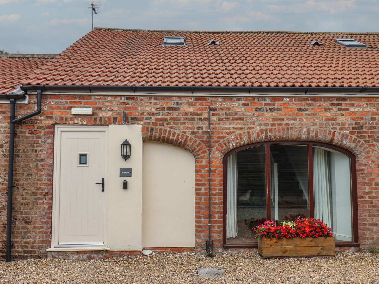 Kittiwake Flamborough, East Riding of Yorkshire. Close to amenities and a beach. Pet-friendly.