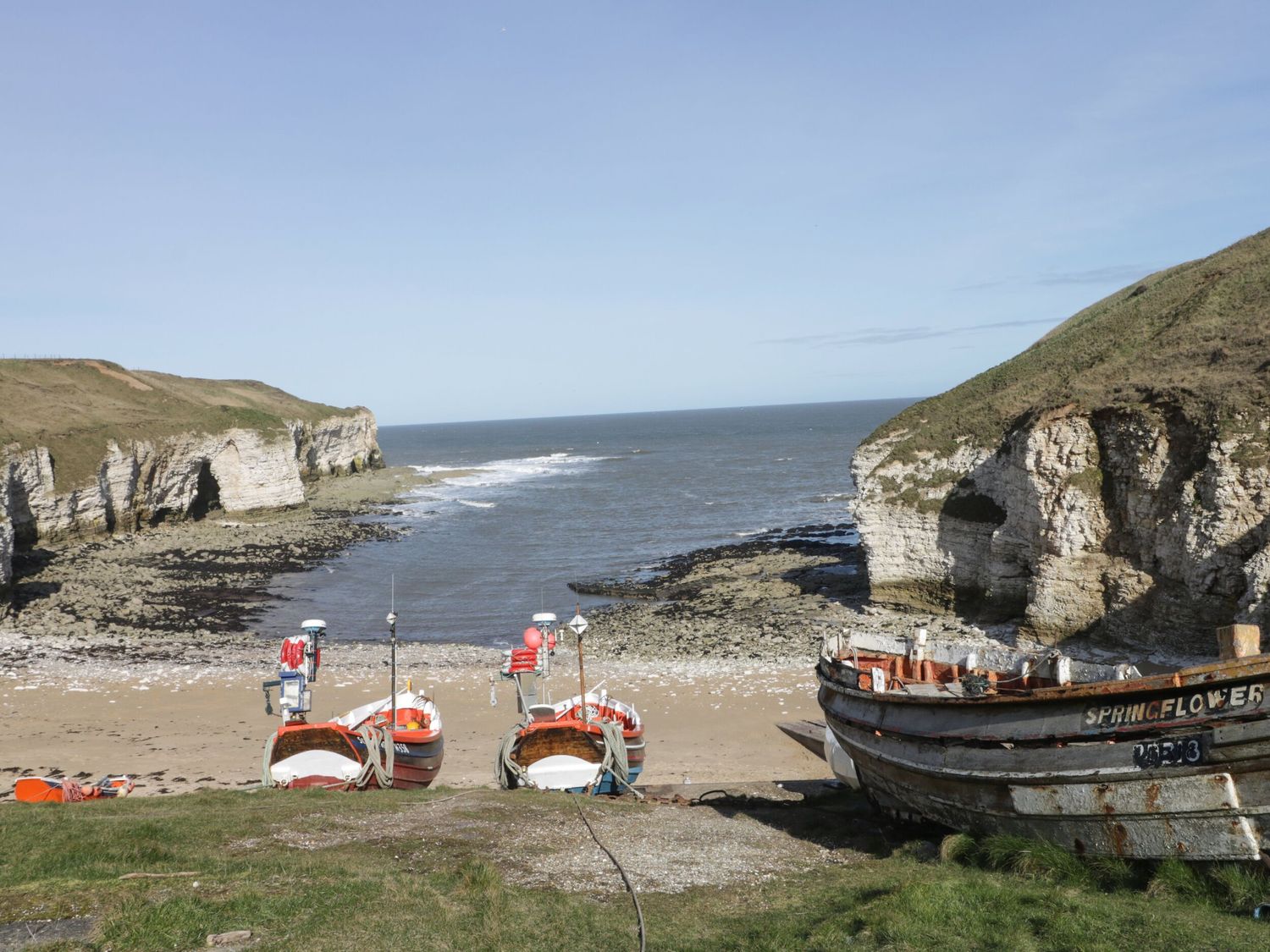 The Pheasantry in Flamborough, East Riding of Yorkshire. Close to shops. Pet-friendly. Hot tub
