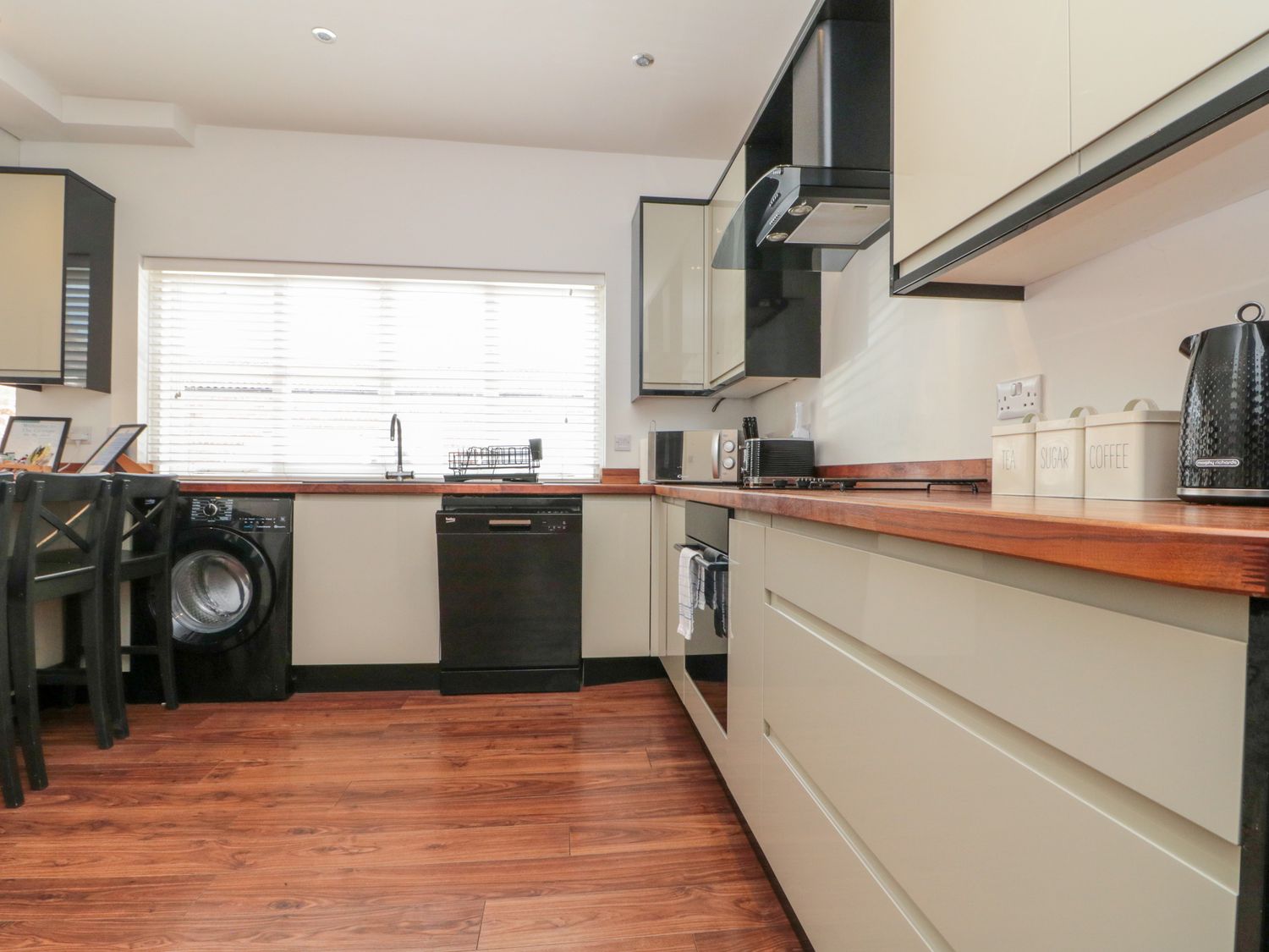 The Pheasantry in Flamborough, East Riding of Yorkshire. Close to shops. Pet-friendly. Hot tub