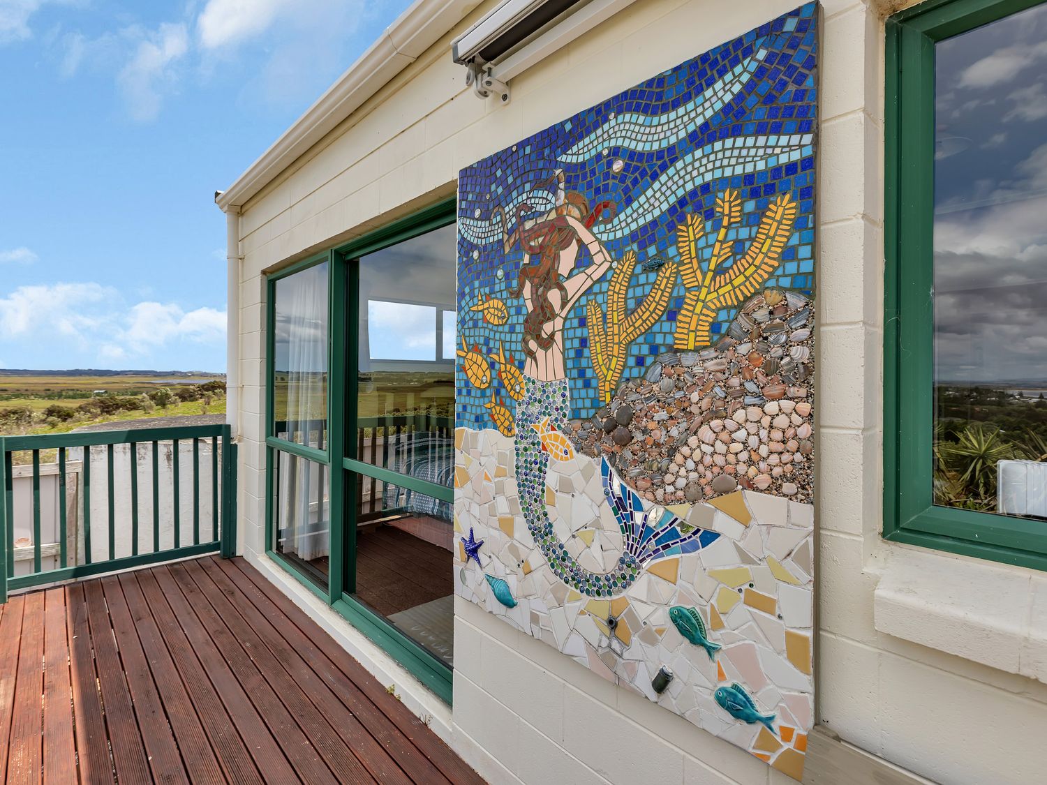 The Mermaid's Rest - Whatuwhiwhi Holiday Home                     photo 2