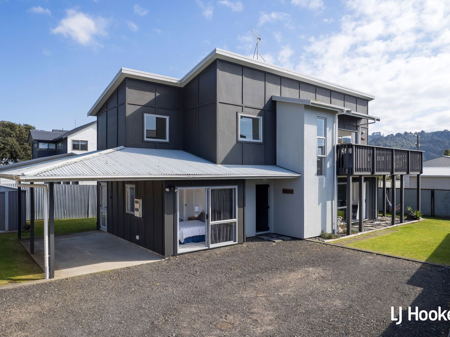 Beach Daze - Waihi Beach Holiday House                     photo 18