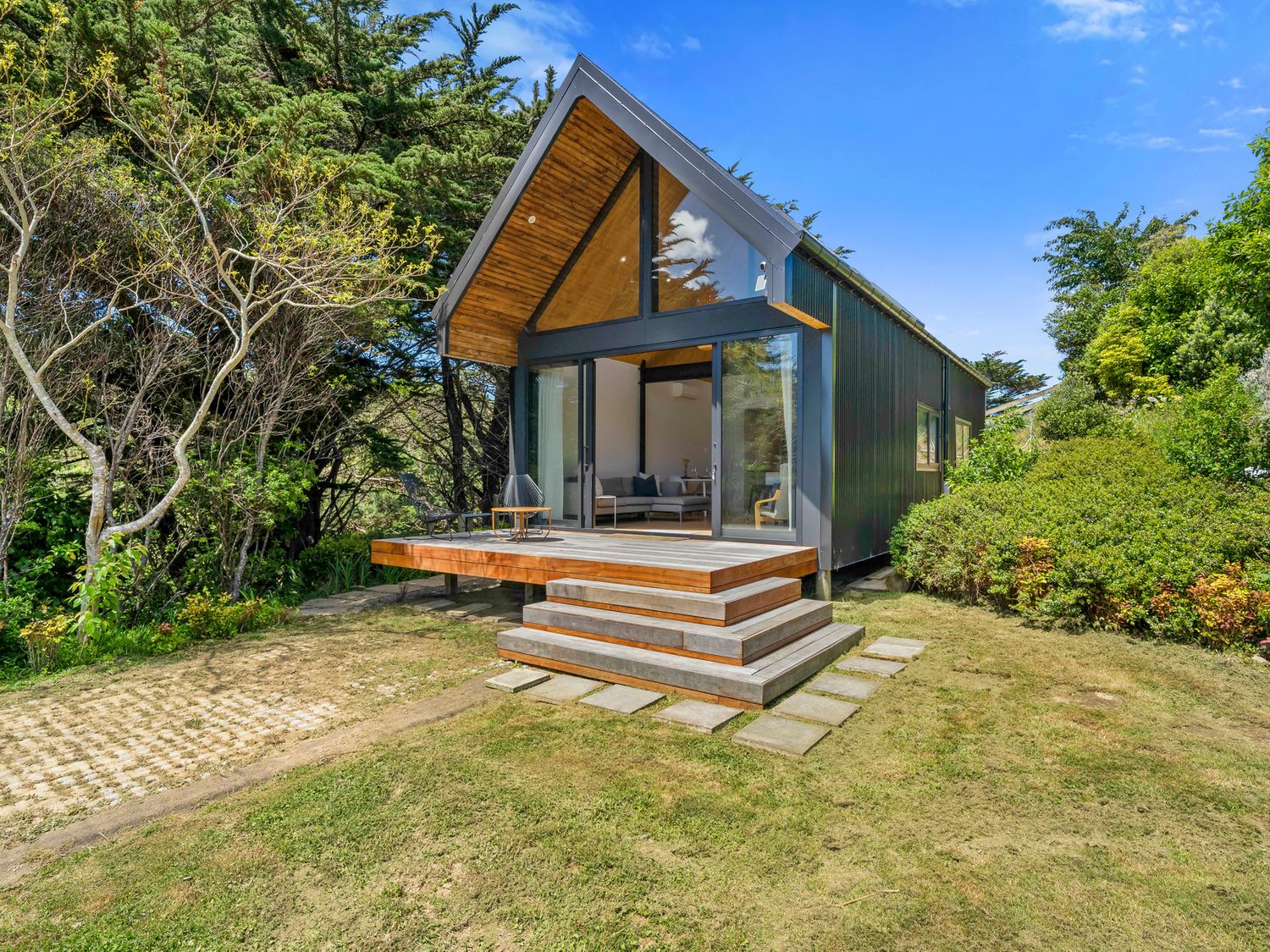 The Cabin - Wellington Holiday Home                     photo 2