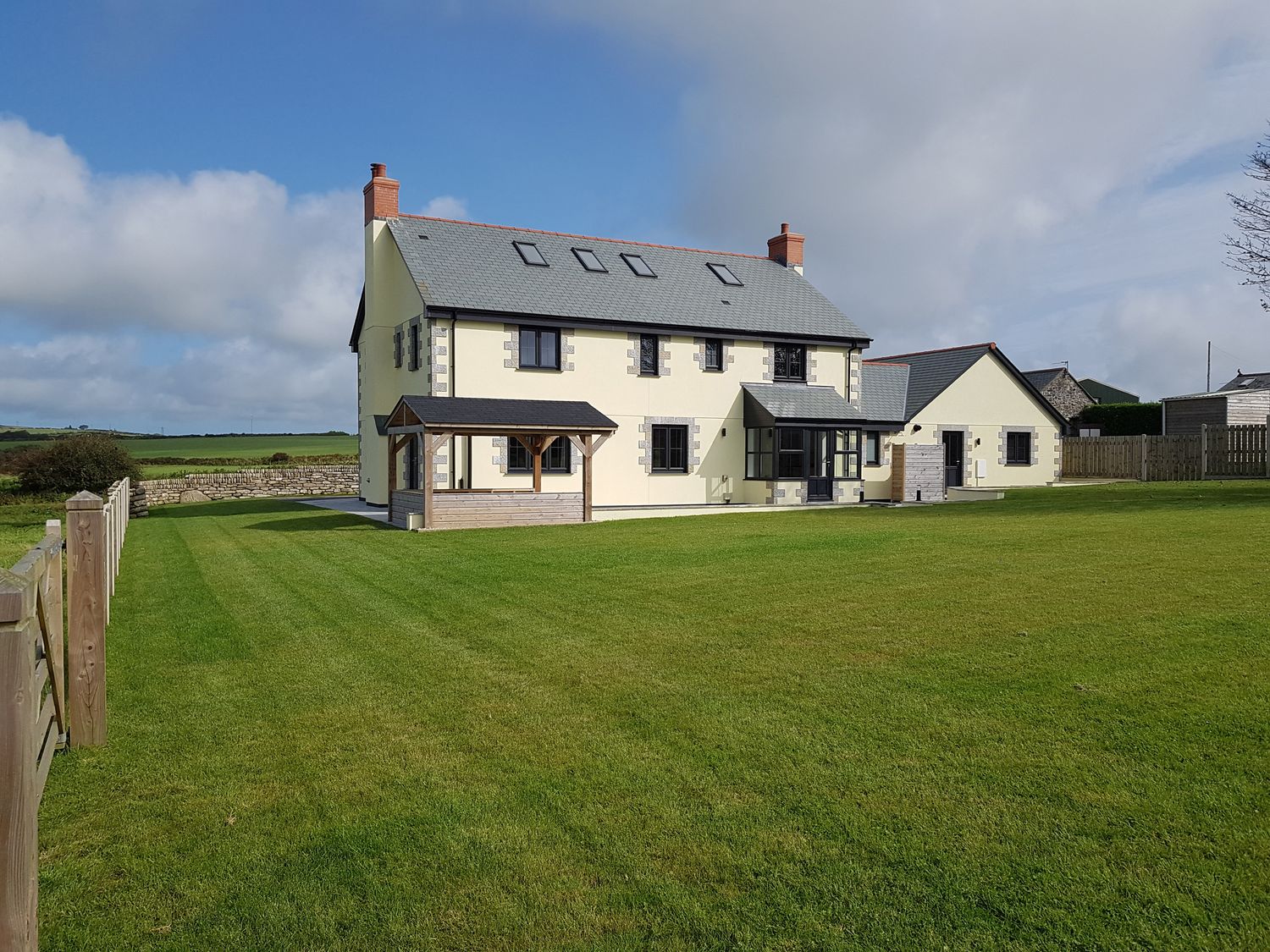 Boquio Farmhouse, Helston