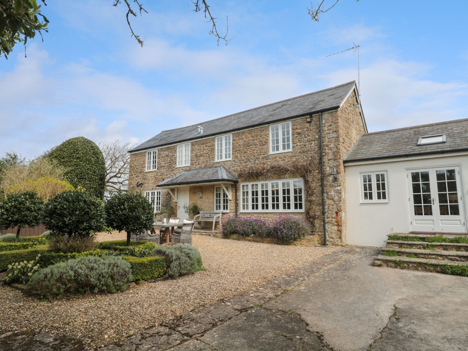 Apple Blossom House, Shipton Gorge