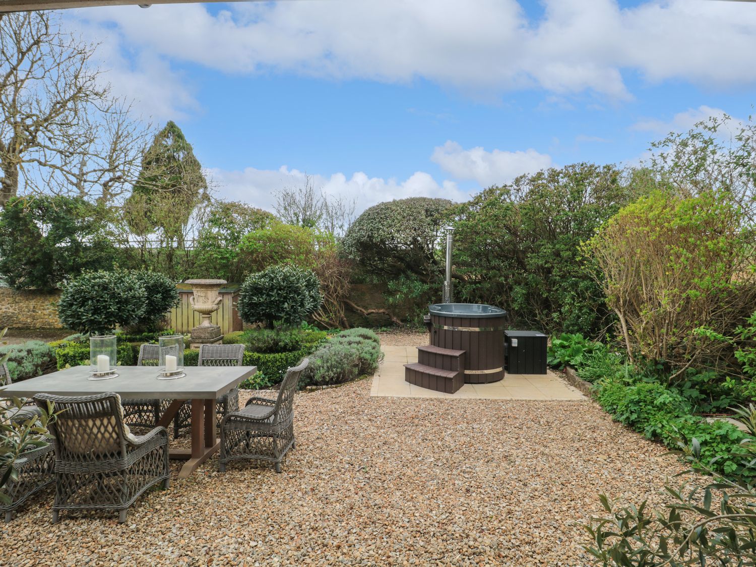 Apple Blossom House, Shipton Gorge