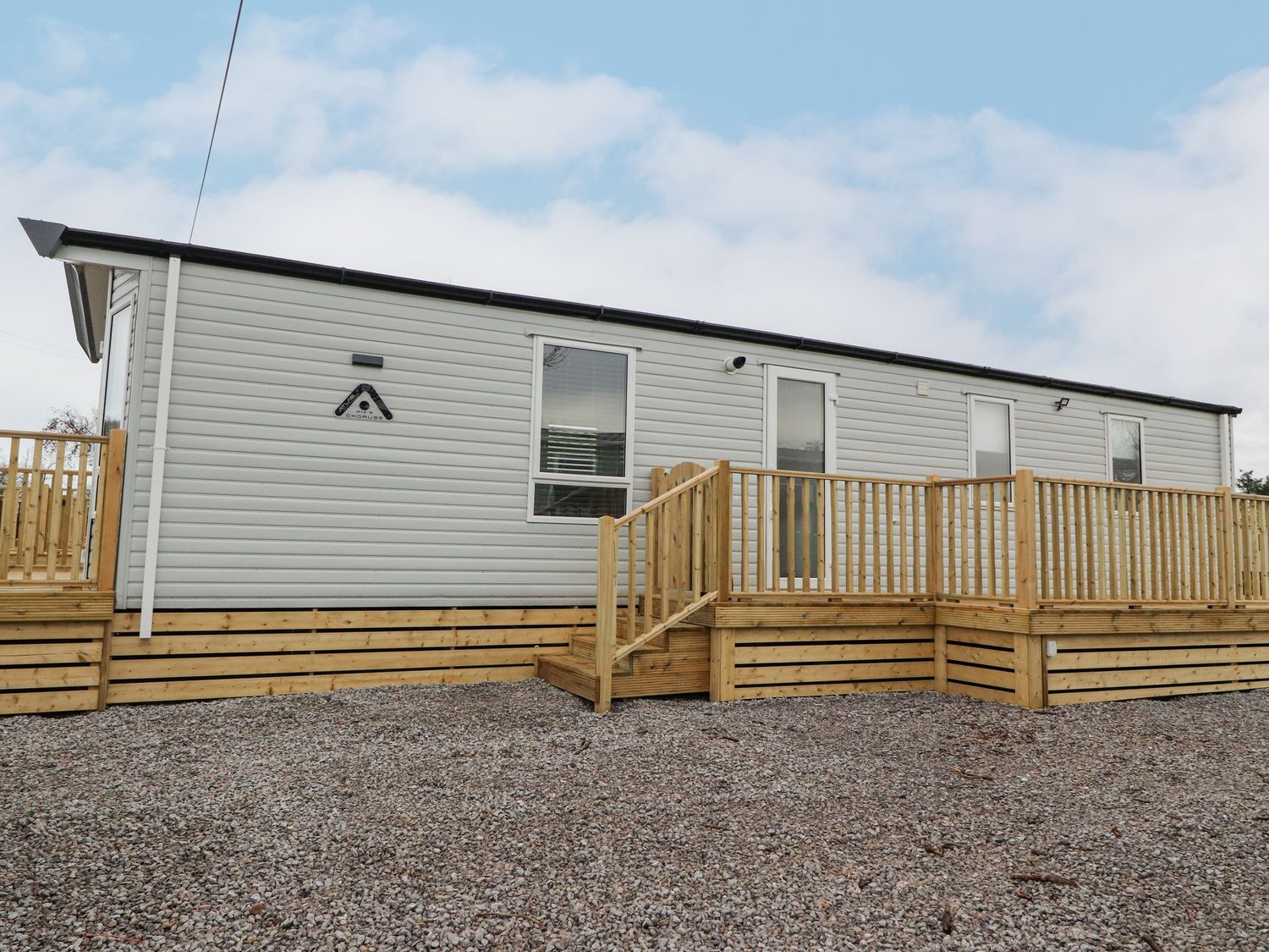 Giorgio, Warton, Lancashire. Off-road parking. Hot tub. Countryside. En-suites. Three bedrooms. WiFi