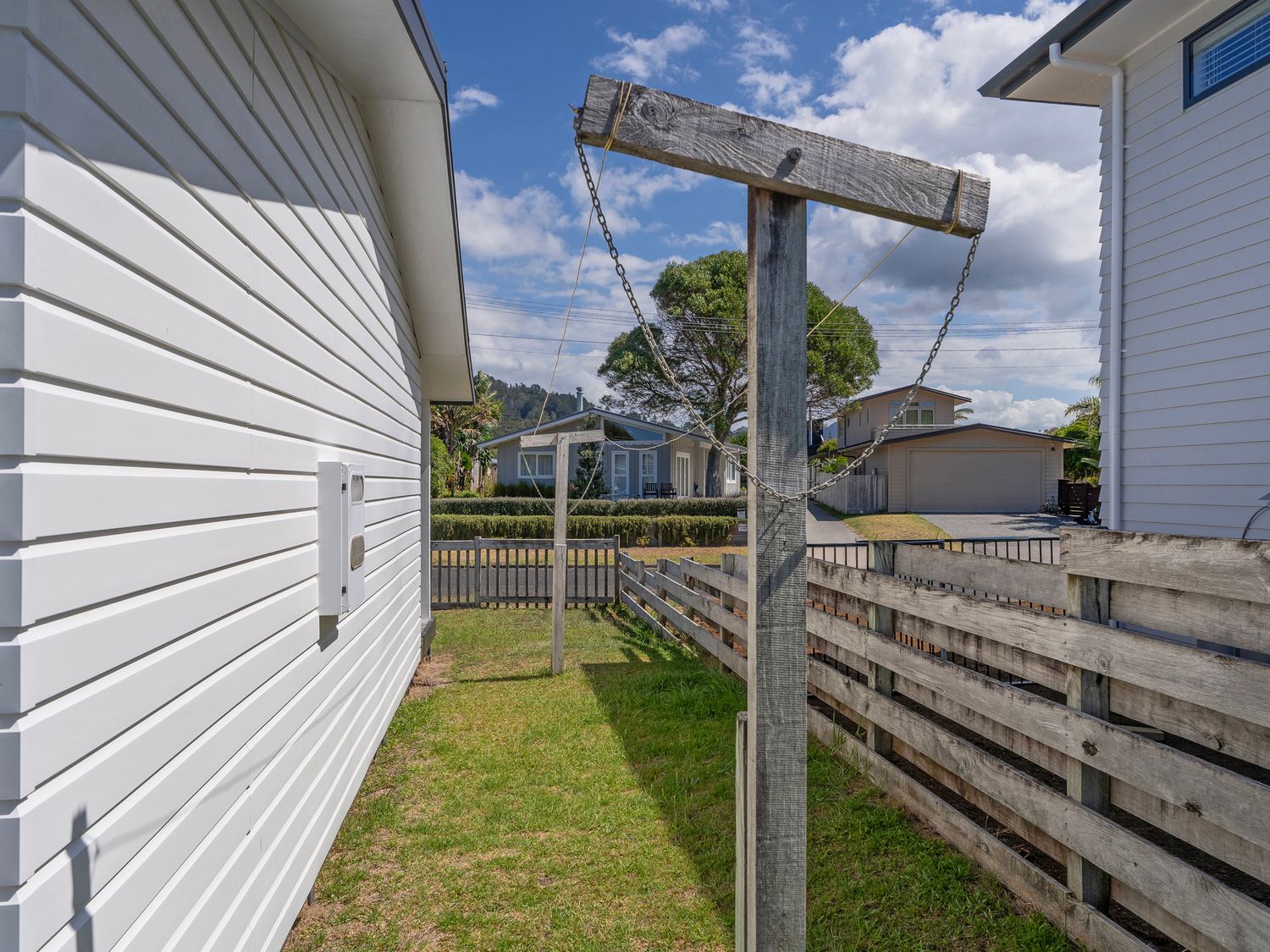 Beach Life - Whangamata Holiday Home                     photo 16