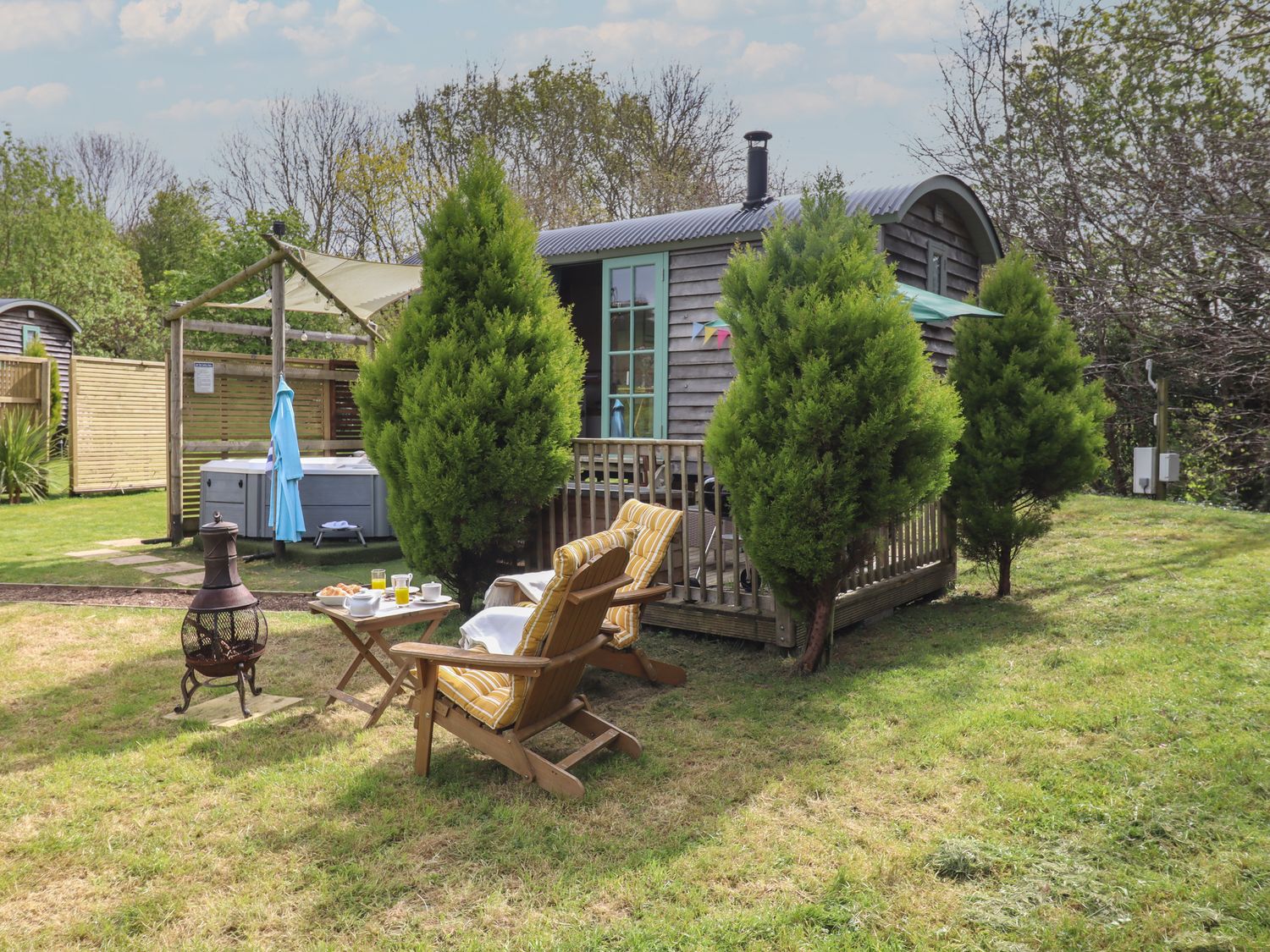 Burr 1 Shepherds Hut, Barnstaple