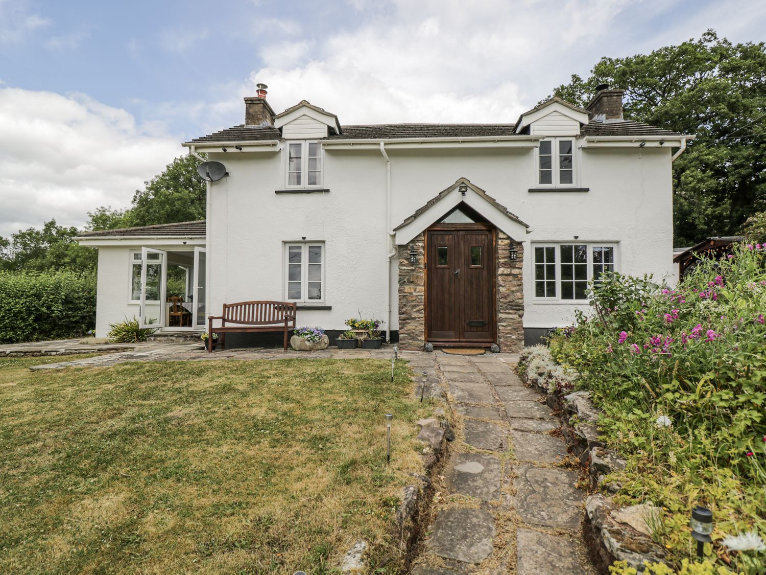 Woods Cottage, Raglan