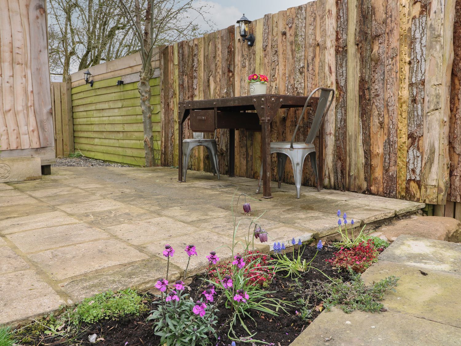 The Lazy Squire by The Water, Admaston near Rugeley, Staffordshire. Wood-fired hot tub. Countryside.