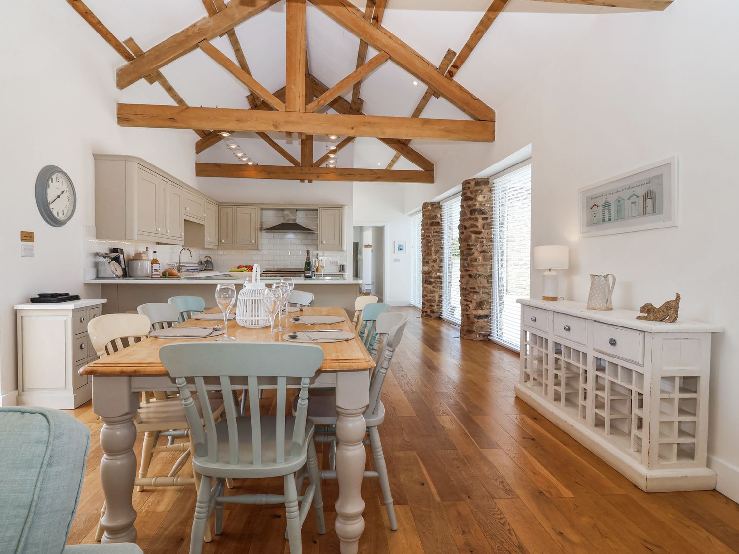 Old Orchard Barn, St. Mellion near St Dominick, Cornwall. In a AONB. Pet-friendly. Hot tub. Smart TV