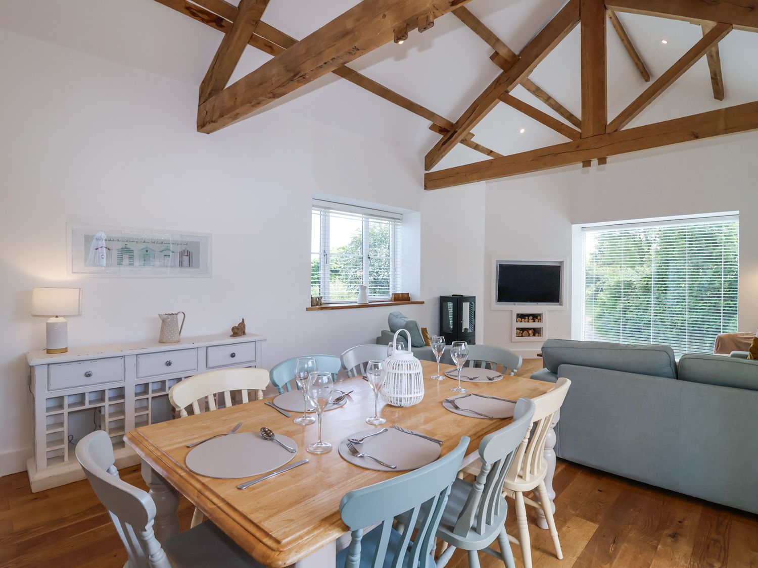 Old Orchard Barn, St. Mellion near St Dominick, Cornwall. In a AONB. Pet-friendly. Hot tub. Smart TV