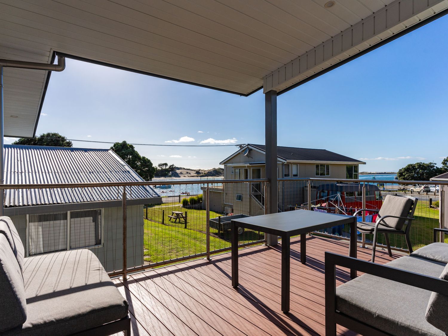 The Daydreamer - Mangawhai Heads Holiday Home                     photo 2