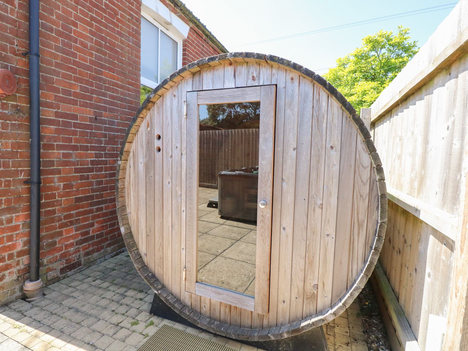 The Old Chapel in Foxley, Norfolk. Off-road parking. Woodburning stove. Hot tub. Character features.