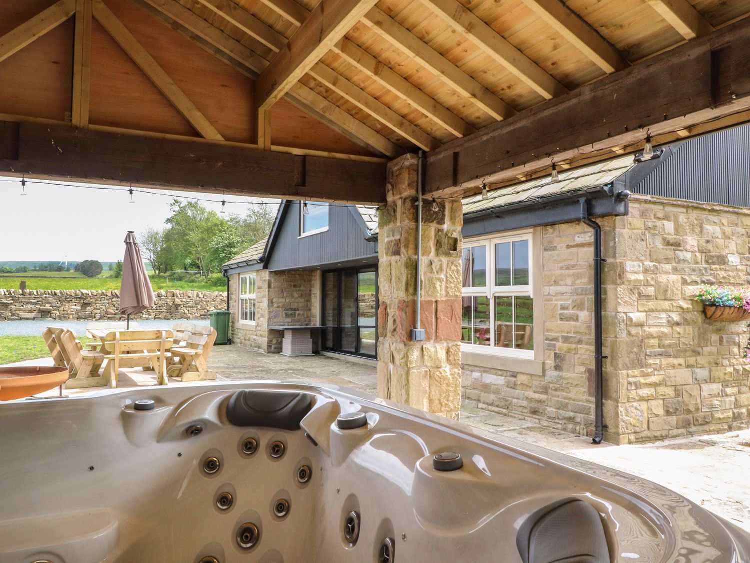 Meadow Top Farm Barn, Clitheroe