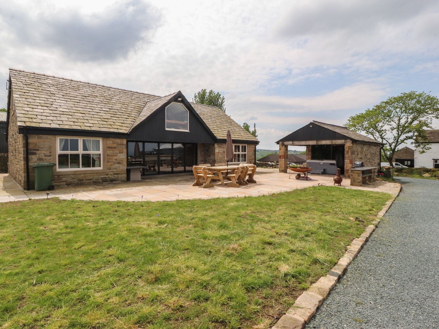 Meadow Top Farm Barn, Clitheroe