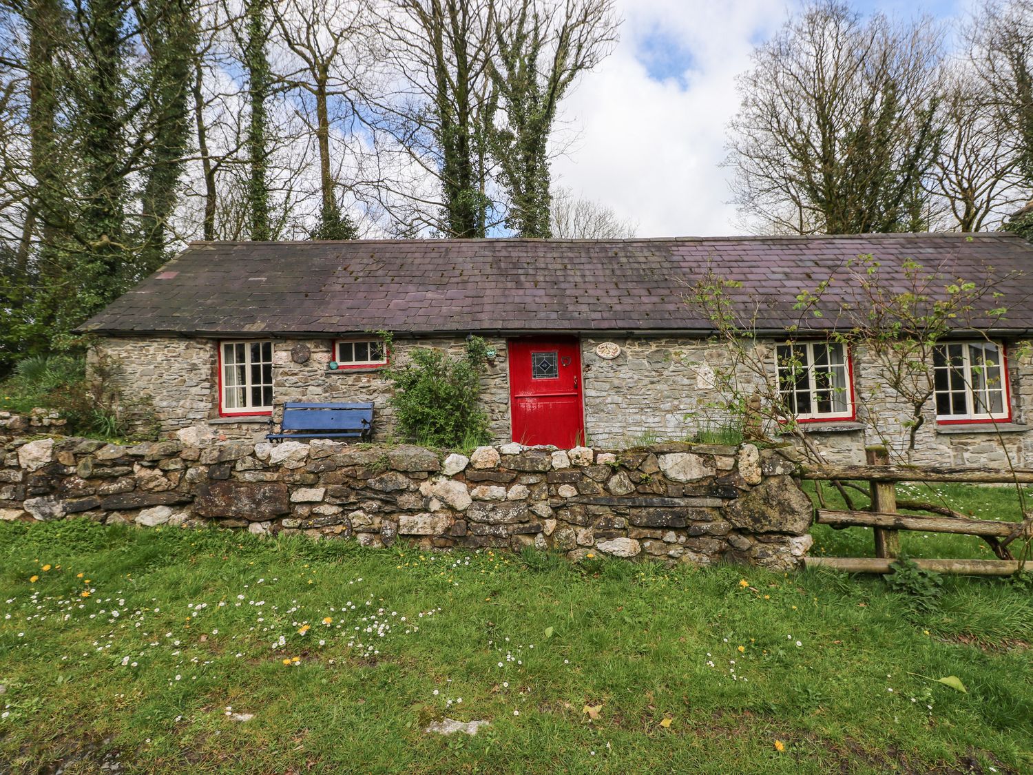 Penyrallt Fach Cottage, Pentre-Cwrt