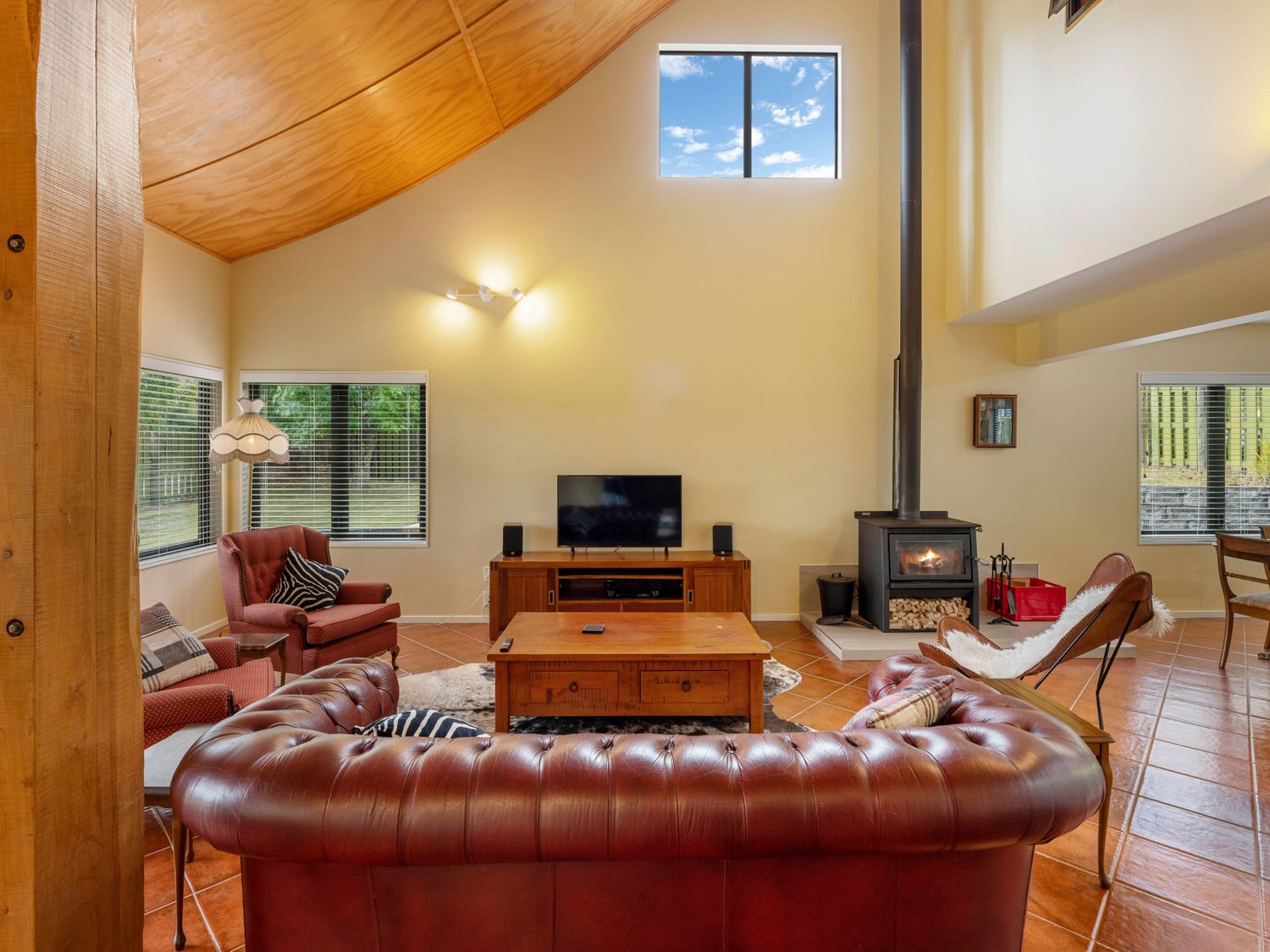 Modern Barn Style - Taupo Holiday Home -  - 1155134 - photo 1