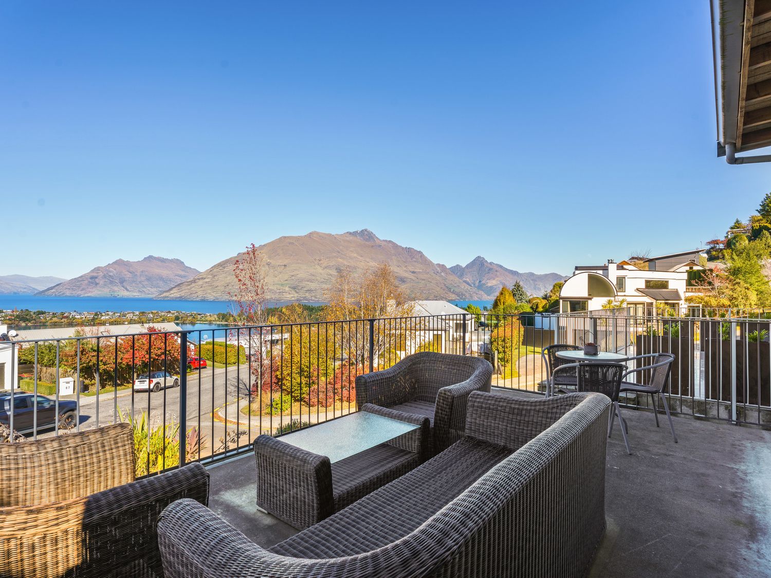 Gorgeous Views - Queenstown Private Townhouse -  - 1155739 - photo 1