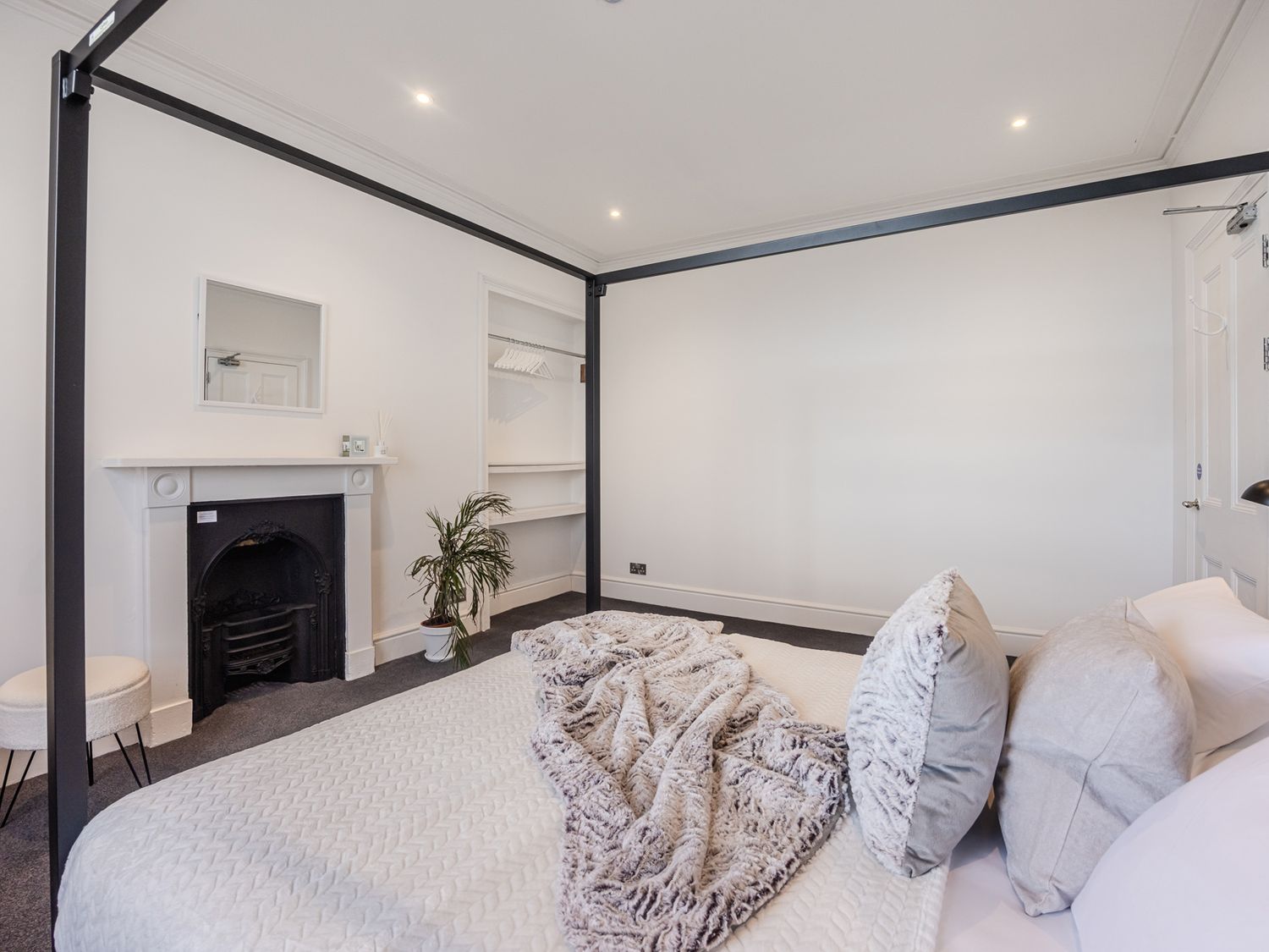 8 Richmond Road, Exeter