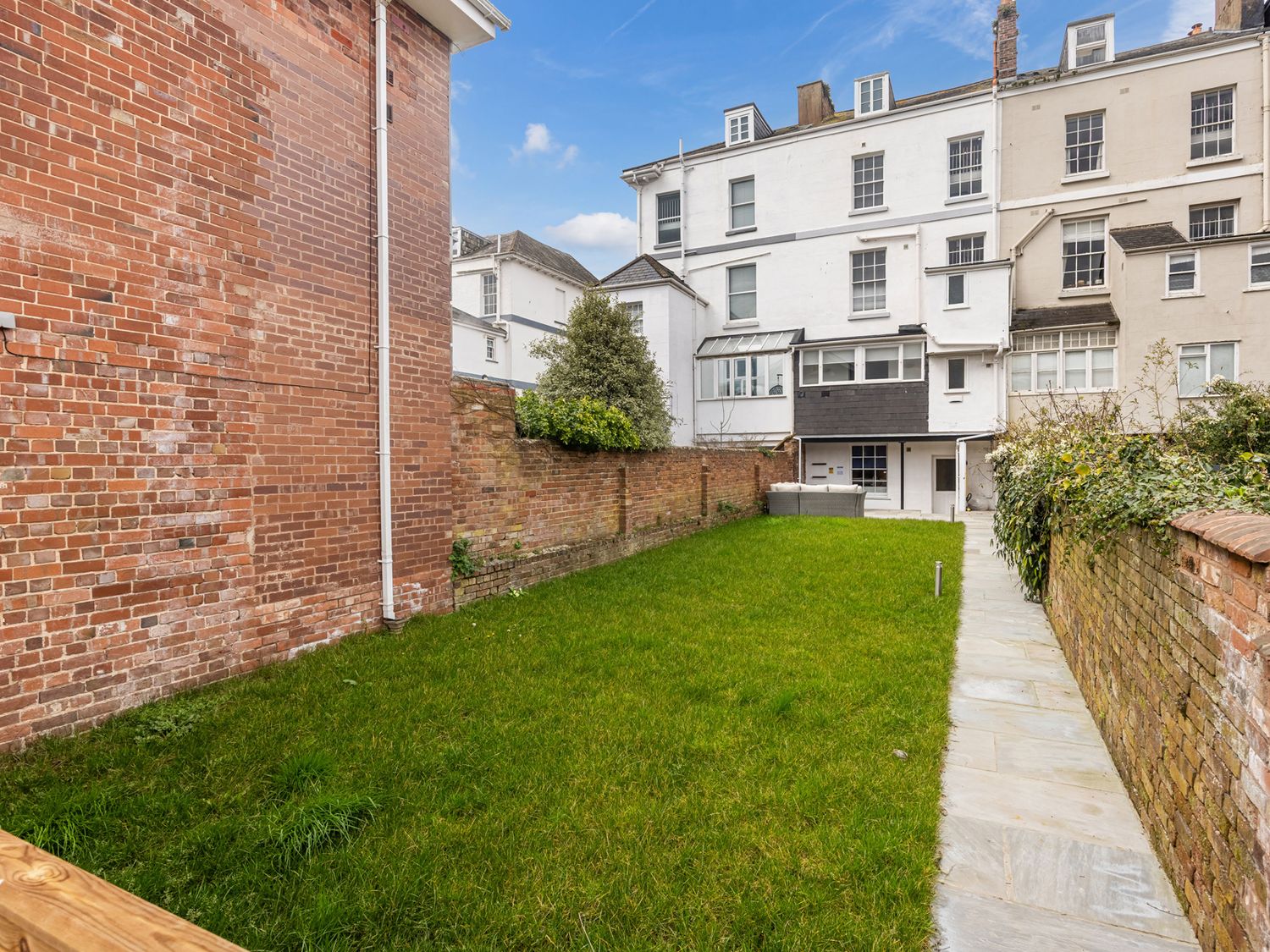 8 Richmond Road, Exeter