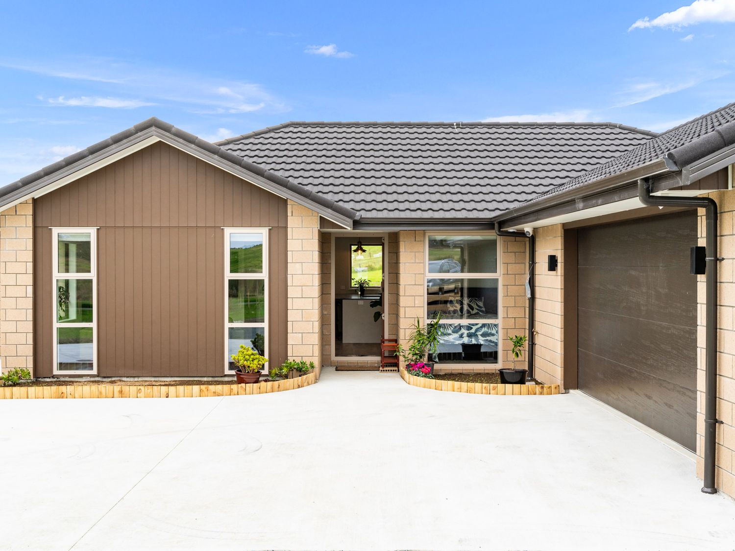 Rural Mangawhai - Hakaru Holiday Home                     photo 30