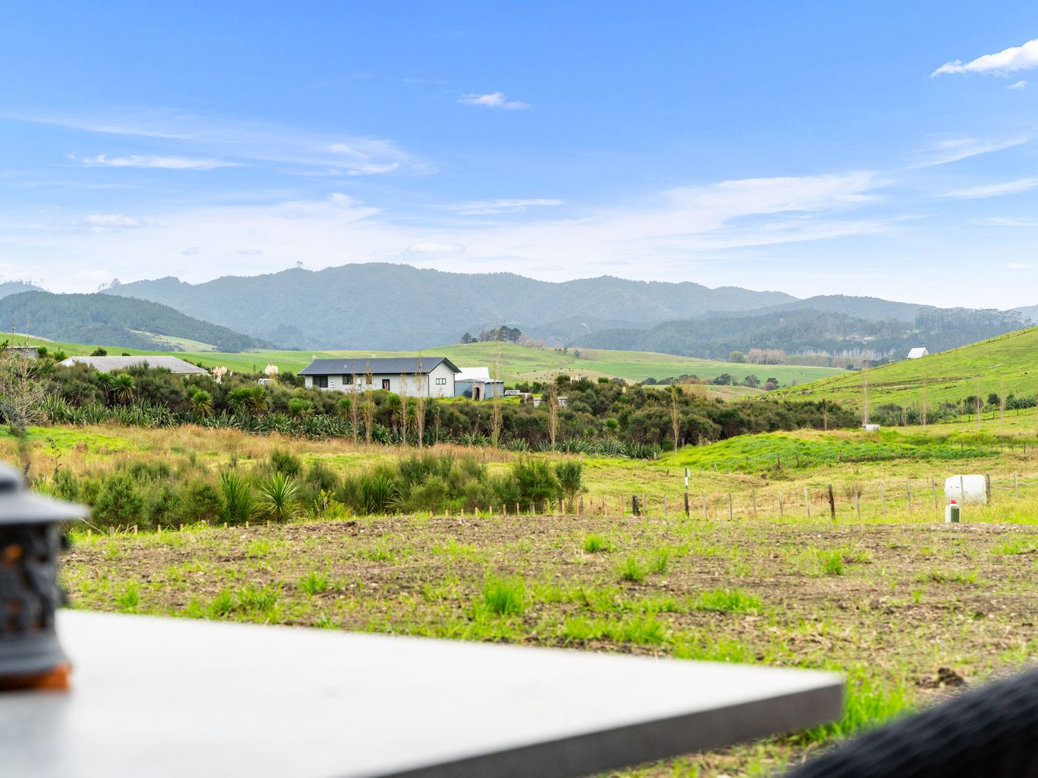 Rural Mangawhai - Hakaru Holiday Home                     photo 2