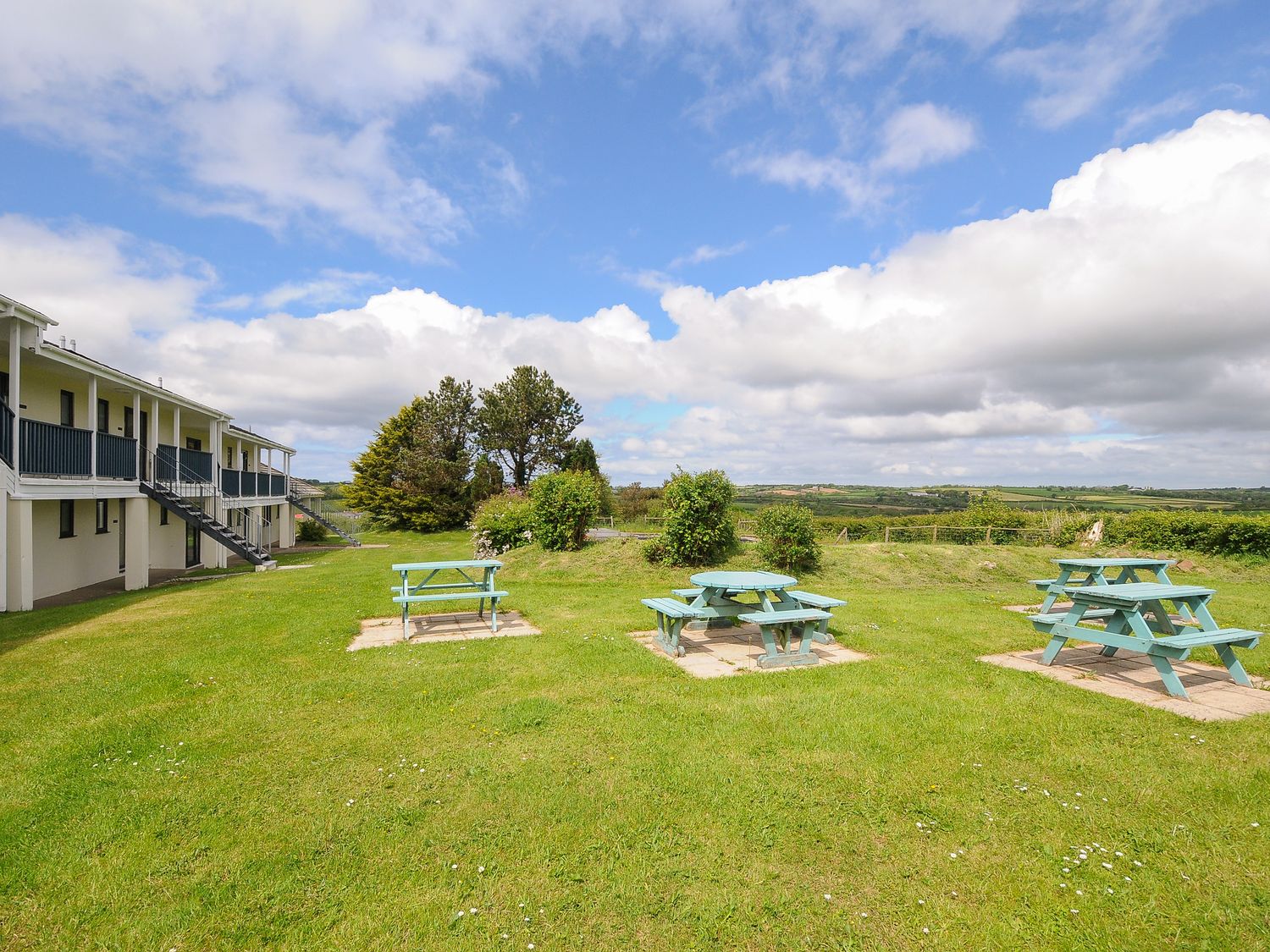 Hawthorn at Moorhead Country Holidays, Moorhead Farm, near Woolfardisworthy, Devon. Balcony. Beaches