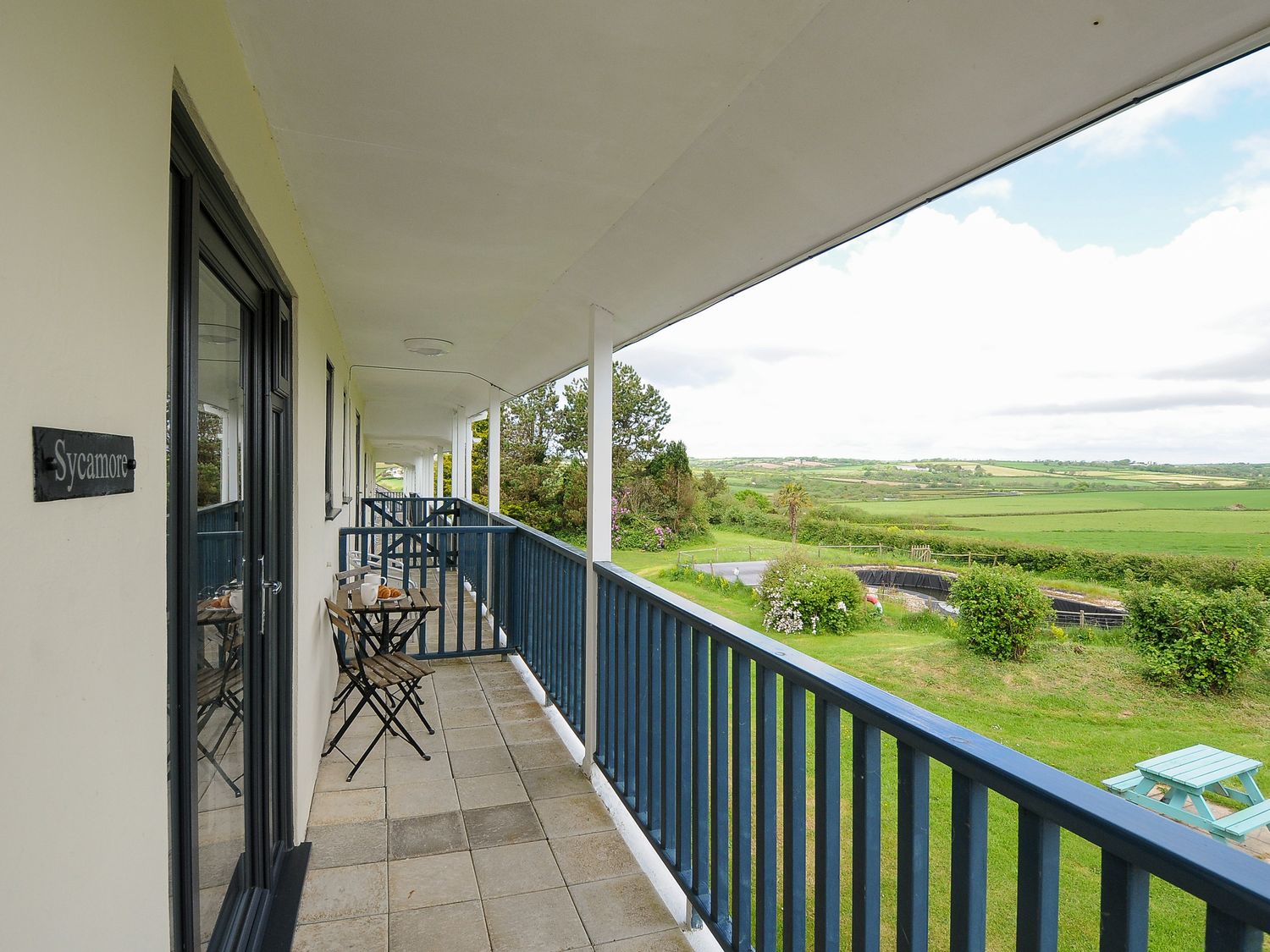 Sycamore at Moorhead Country Holidays, Moorhead Farm, near Woolfardisworthy, Devon. Open-plan. Rural