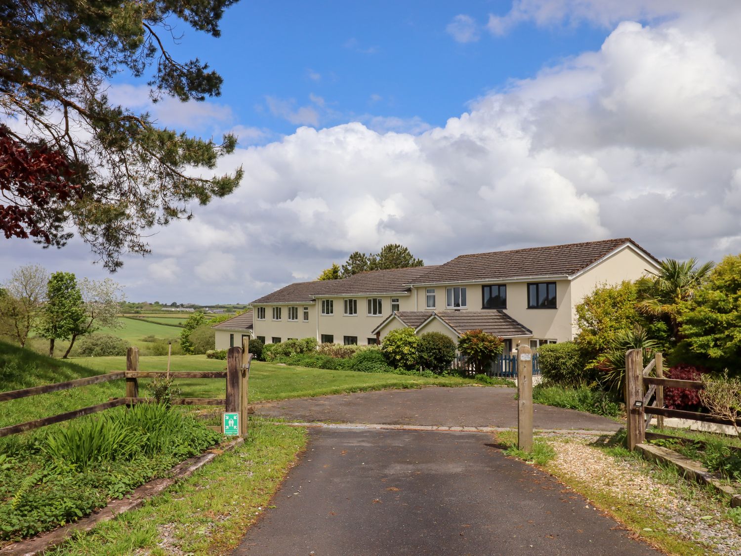 Primrose at Moorhead Country Holidays, Moorhead Farm, near Woolfardisworthy, Devon. Open-plan.