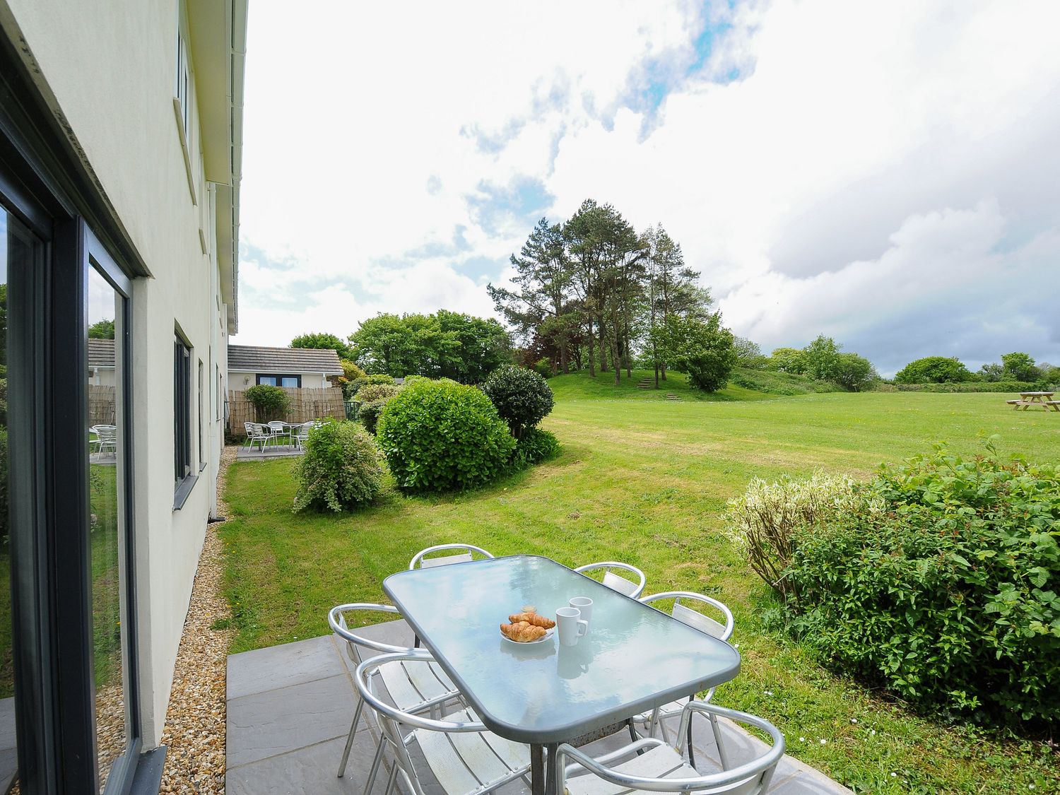 Honeysuckle at Moorhead Country Holidays, Moorhead Farm, near Woolfardisworthy, Devon. Open-plan. TV