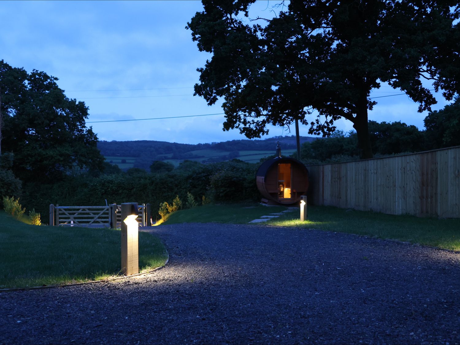 Roselea Luxury Pod Lodge, Llanddarog