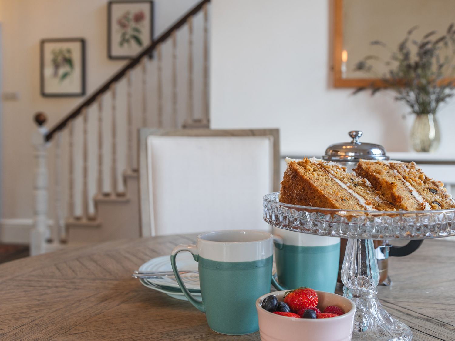 The Farmhouse, Malborough, Devon. Near coast. Off-road parking. Smart TV. Enclosed garden. Open plan